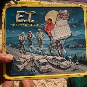 Vintage metal ET lunch box